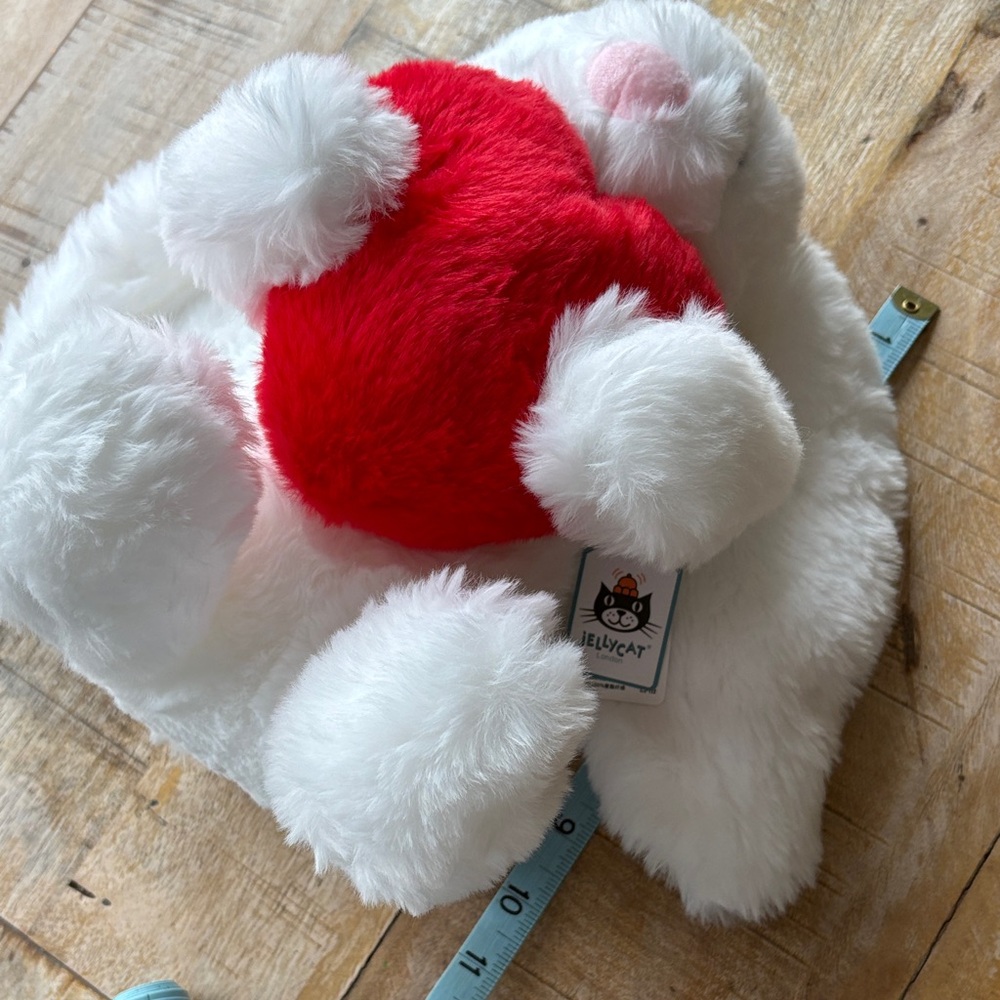 NWT Jellycat Bashful Red Heart Love Bunny - Picture 7 of 7